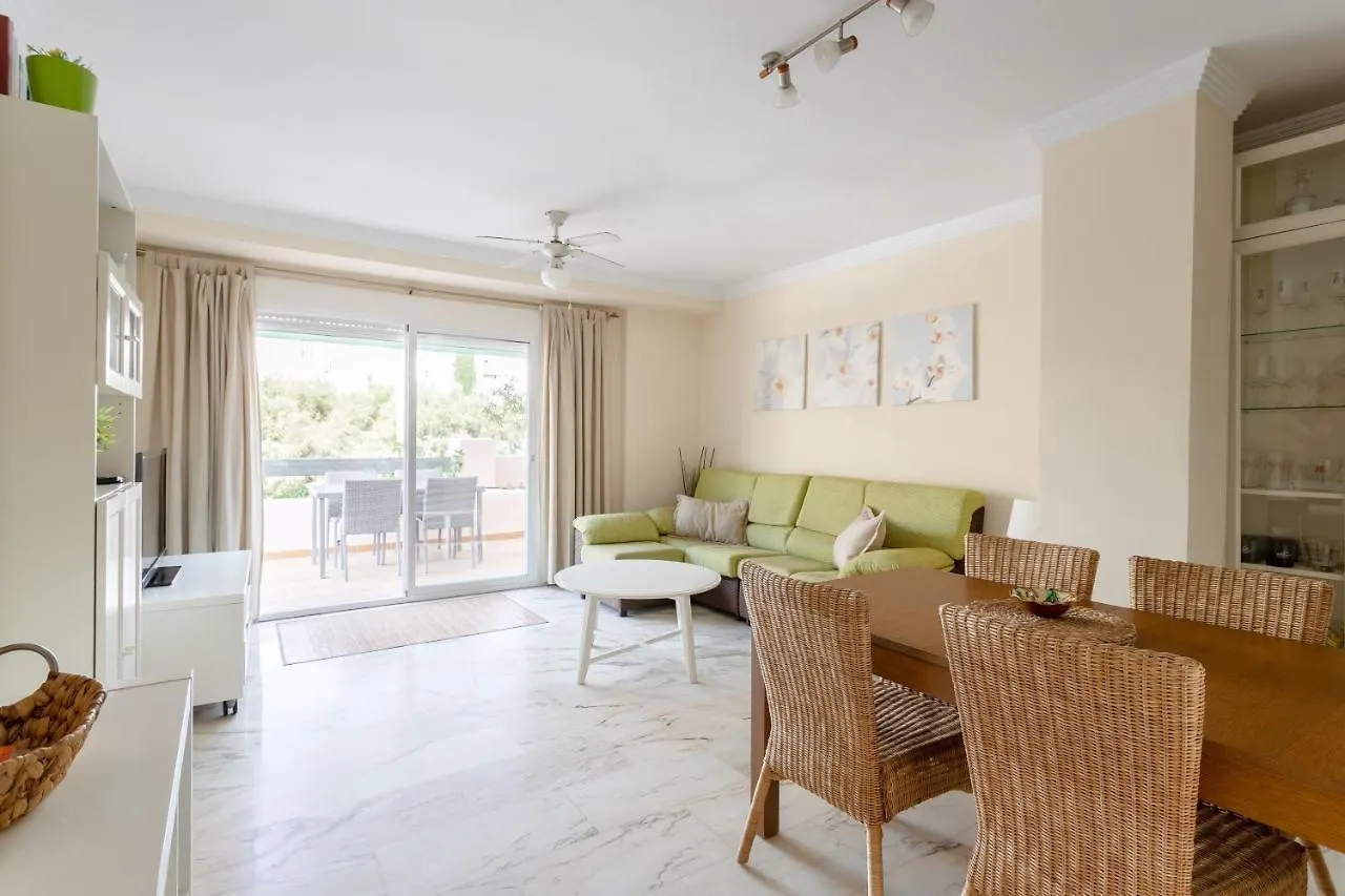 Ibn Sadi8 Playa Burriana Apartment Nerja