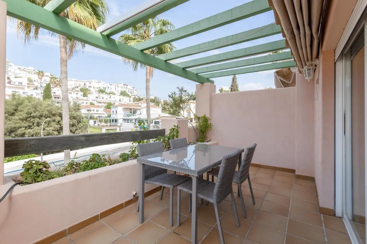 Ibn Sadi8 Playa Burriana Apartment Nerja